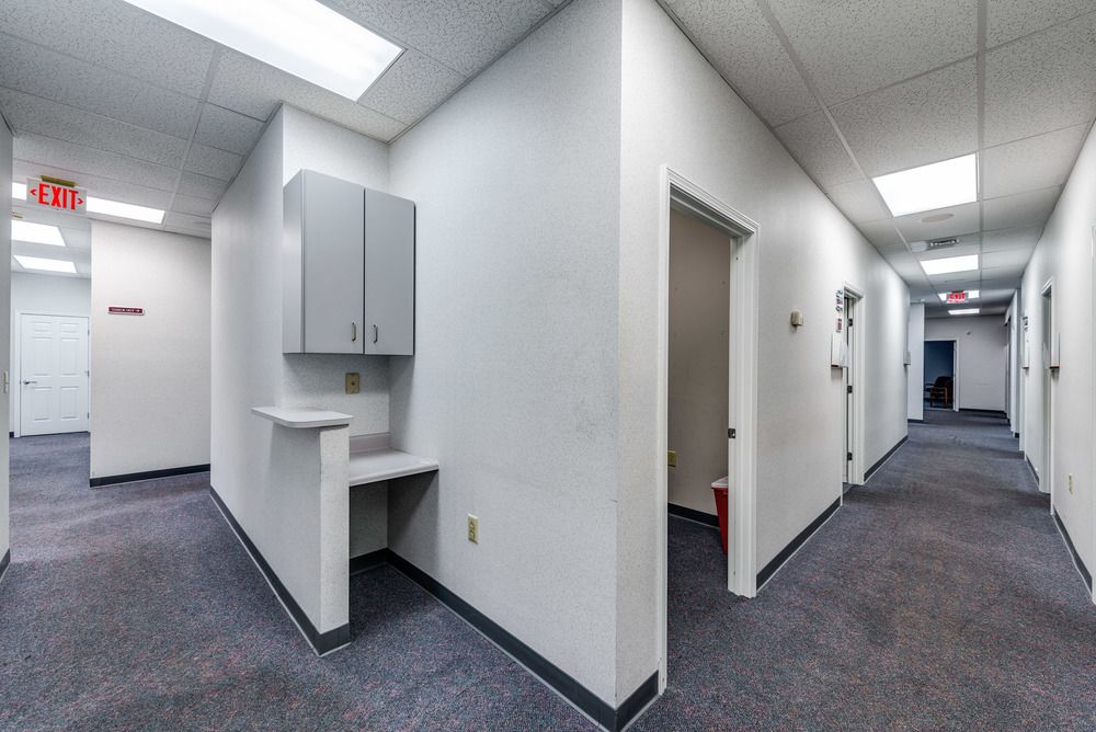 Surgery Center: 1059 Neal St, Cookeville, TN 38501